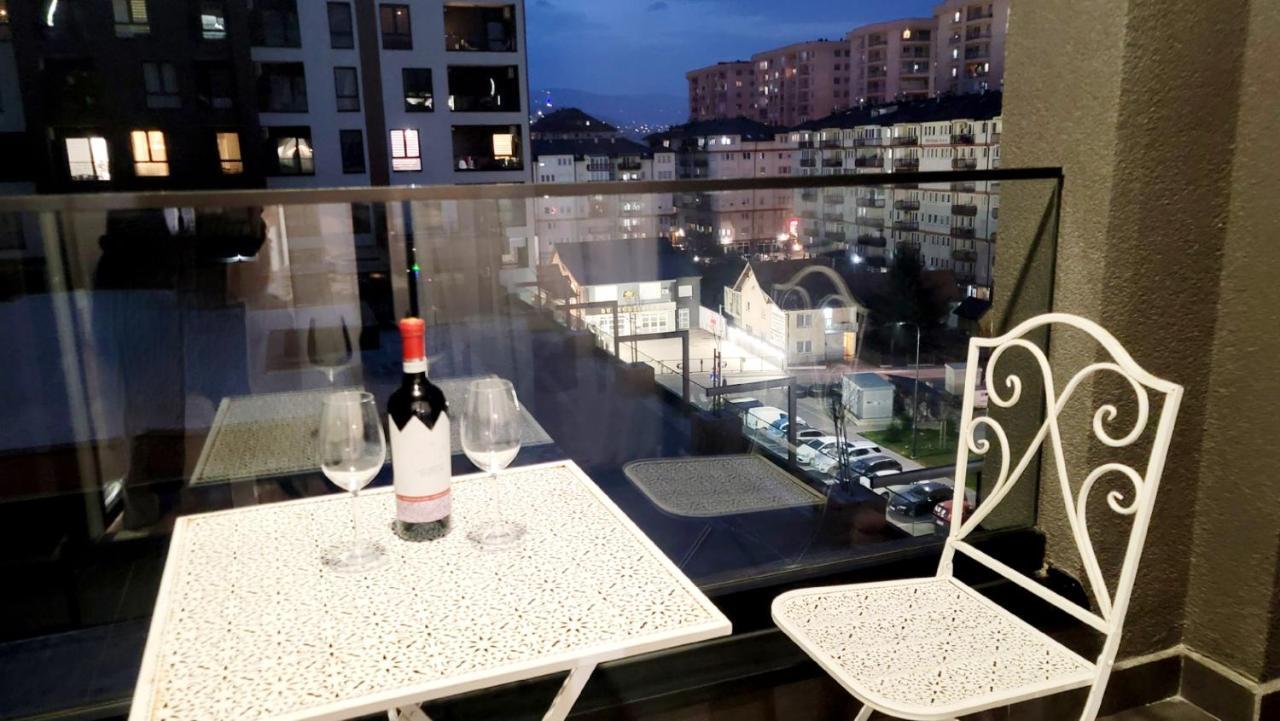 Studio Apartment Lora Lux Sarajevo Exterior photo