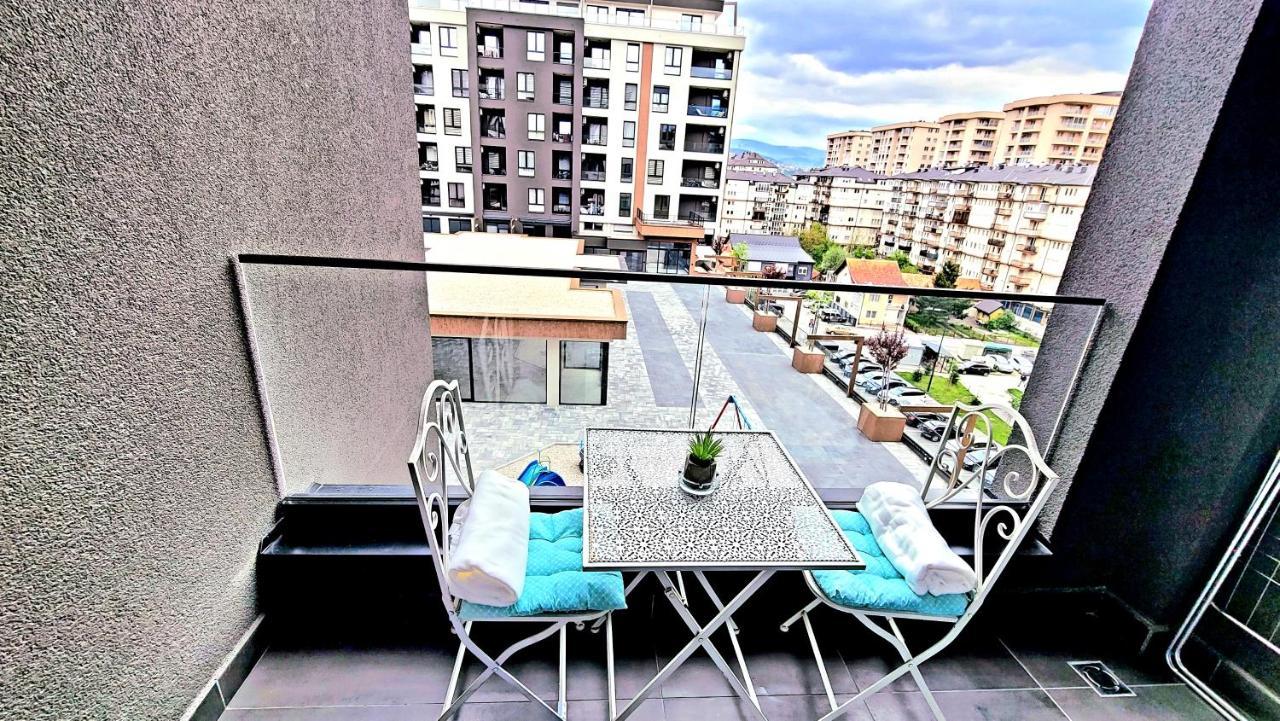 Studio Apartment Lora Lux Sarajevo Exterior photo