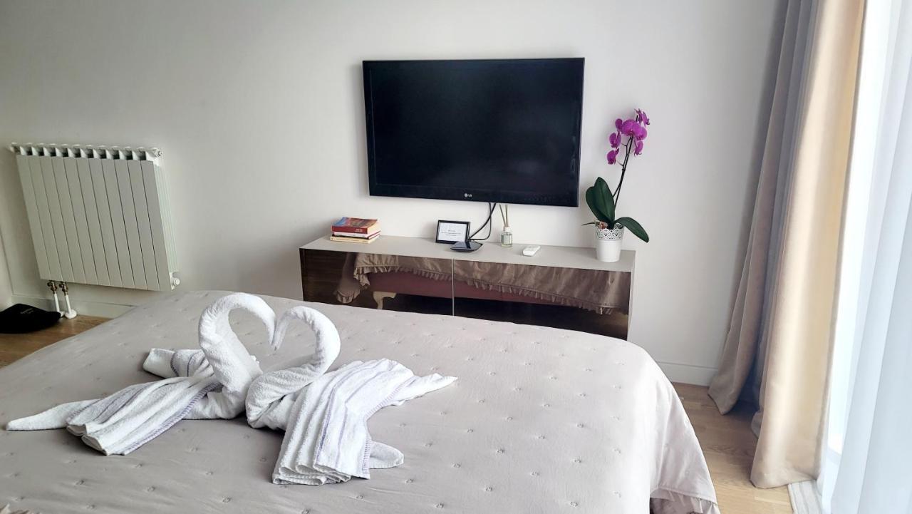 Studio Apartment Lora Lux Sarajevo Exterior photo